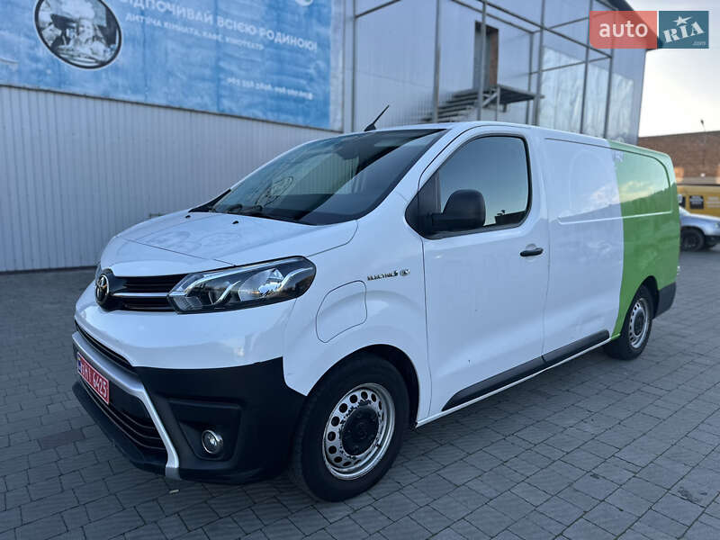 Toyota Proace 2021