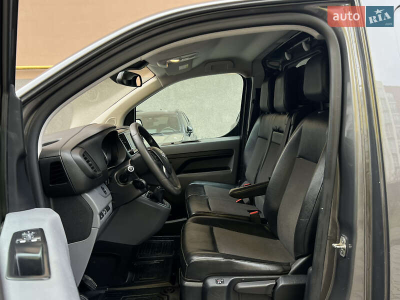 Микроавтобус грузовой (до 3,5т) Toyota Proace 2018 в Черновцах