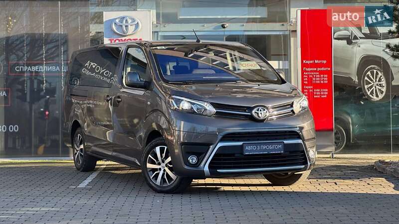 Минивэн Toyota Proace 2023 в Ужгороде