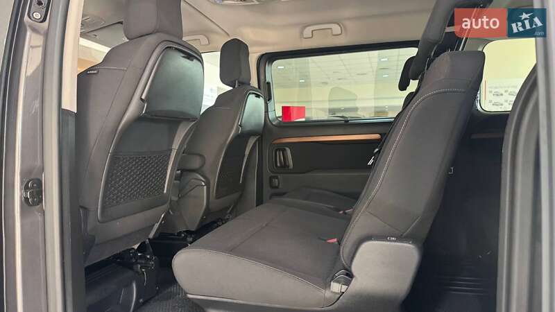 Минивэн Toyota Proace 2023 в Ужгороде