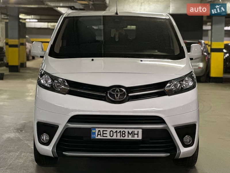Мінівен Toyota Proace 2019 в Дніпрі