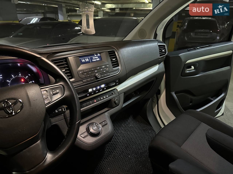Мінівен Toyota Proace 2019 в Дніпрі