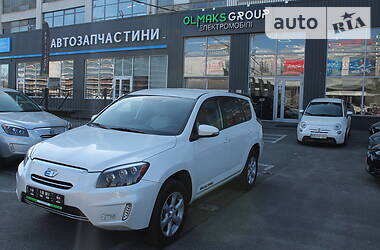 Позашляховик / Кросовер Toyota RAV4 EV 2013 в 