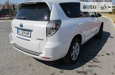 Внедорожник / Кроссовер Toyota RAV4 EV 2013 в Василькове