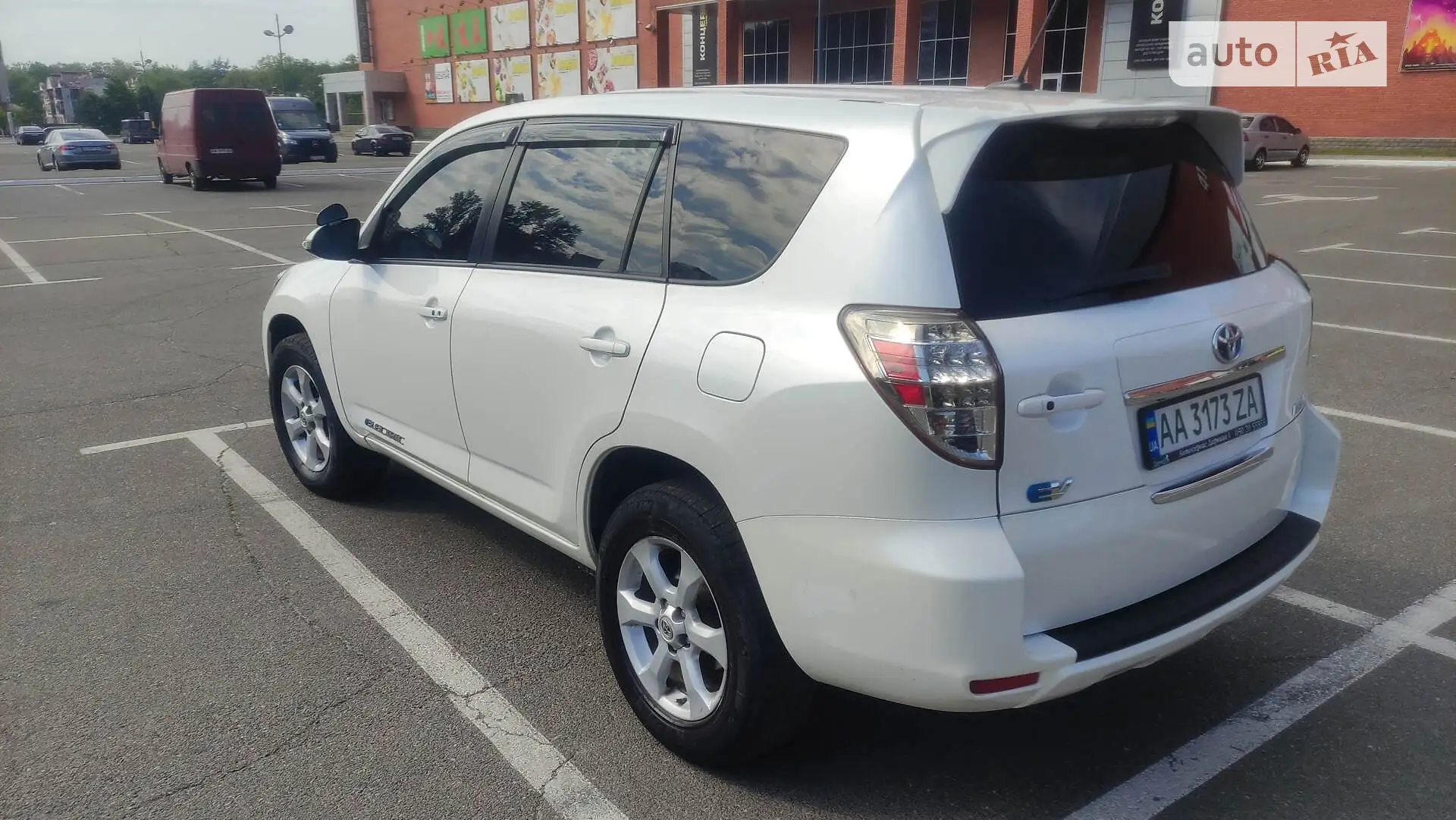 2013 Toyota RAV 4 - мініатюра 8