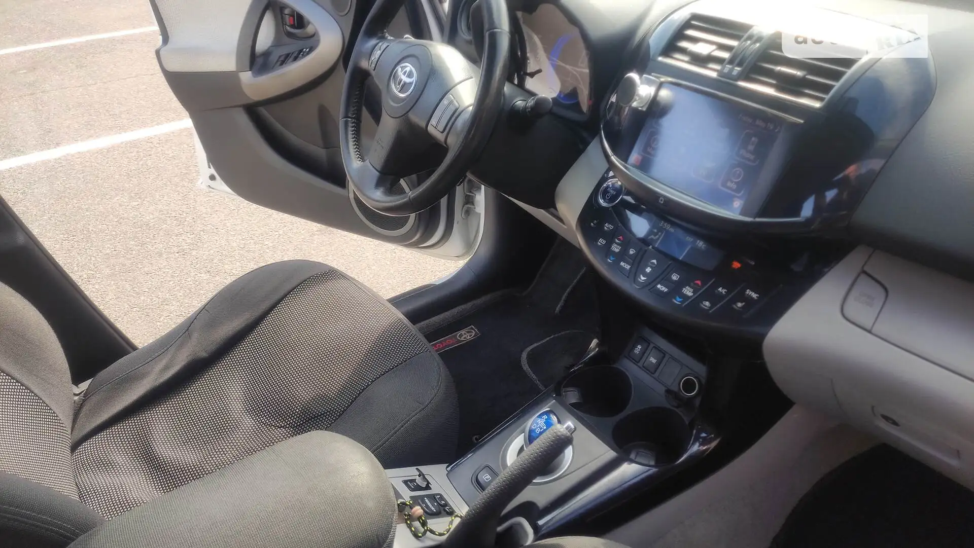 2013 Toyota RAV 4 - мініатюра 12