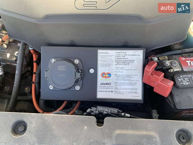 Внедорожник / Кроссовер Toyota RAV4 EV 2013 в Харькове фото 21 Внедорожник / Кроссовер Toyota RAV4 EV 2013 в Харькове