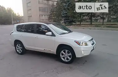 Toyota RAV4 EV 2014