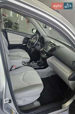 Внедорожник / Кроссовер Toyota RAV4 EV 2014 в 