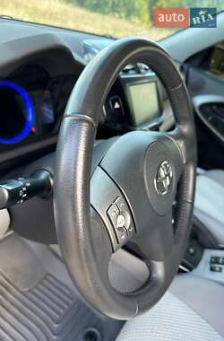 Внедорожник / Кроссовер Toyota RAV4 EV 2014 в 