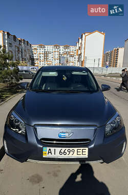 Toyota RAV4 EV 2014 Toyota RAV4 EV 2014