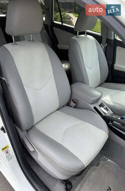 Внедорожник / Кроссовер Toyota RAV4 EV 2013 в 