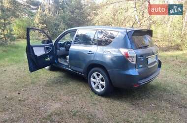Позашляховик / Кросовер Toyota RAV4 EV 2014 в 