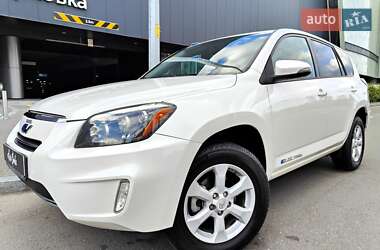 Позашляховик / Кросовер Toyota RAV4 EV 2013 в Києві