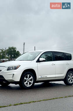 Внедорожник / Кроссовер Toyota RAV4 EV 2013 в Кременчуге