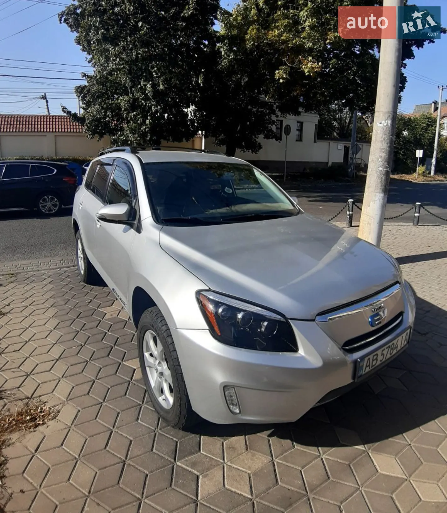 Toyota RAV4 EV 2014
