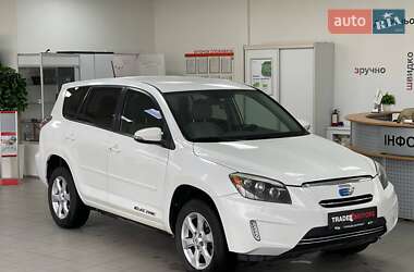Внедорожник / Кроссовер Toyota RAV4 EV 2013 в 