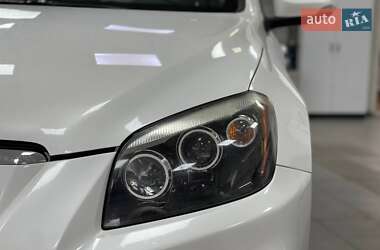 Внедорожник / Кроссовер Toyota RAV4 EV 2013 в 
