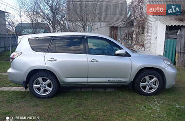 Toyota RAV4 EV 2013