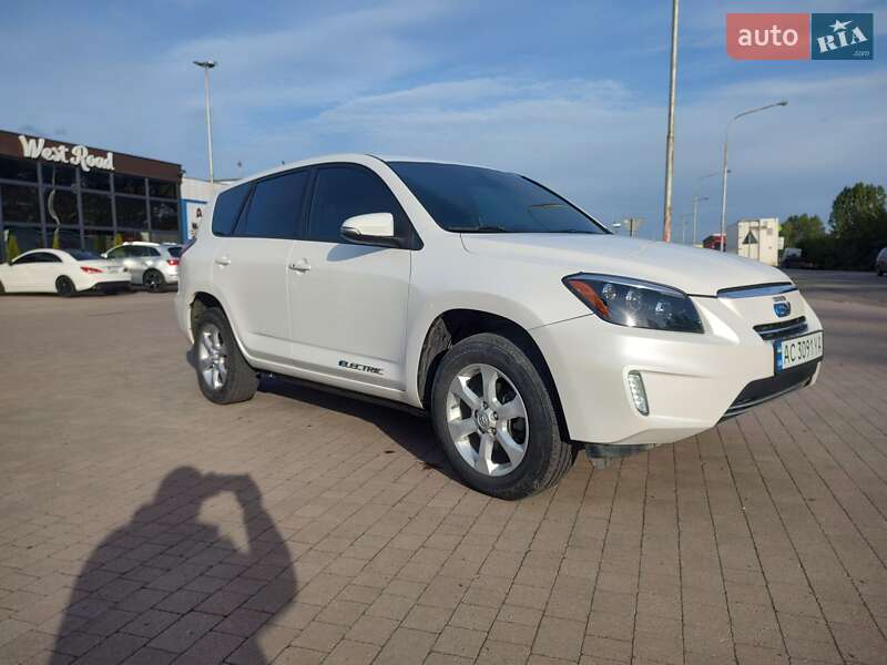 Toyota RAV4 EV 2012 Toyota RAV4 EV 2012