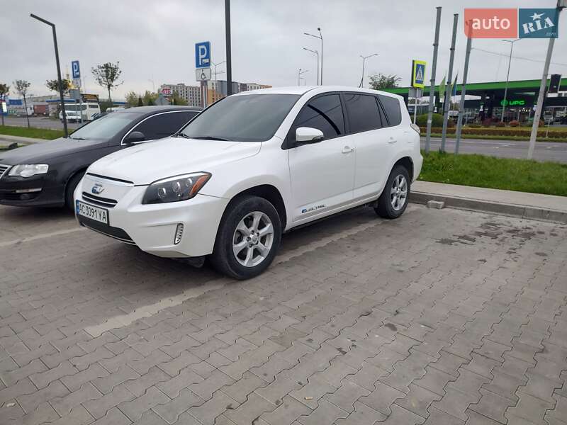 Позашляховик / Кросовер Toyota RAV4 EV 2012 в Ковелі
