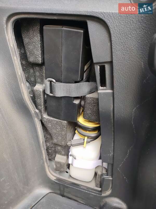 Позашляховик / Кросовер Toyota RAV4 EV 2012 в Ковелі