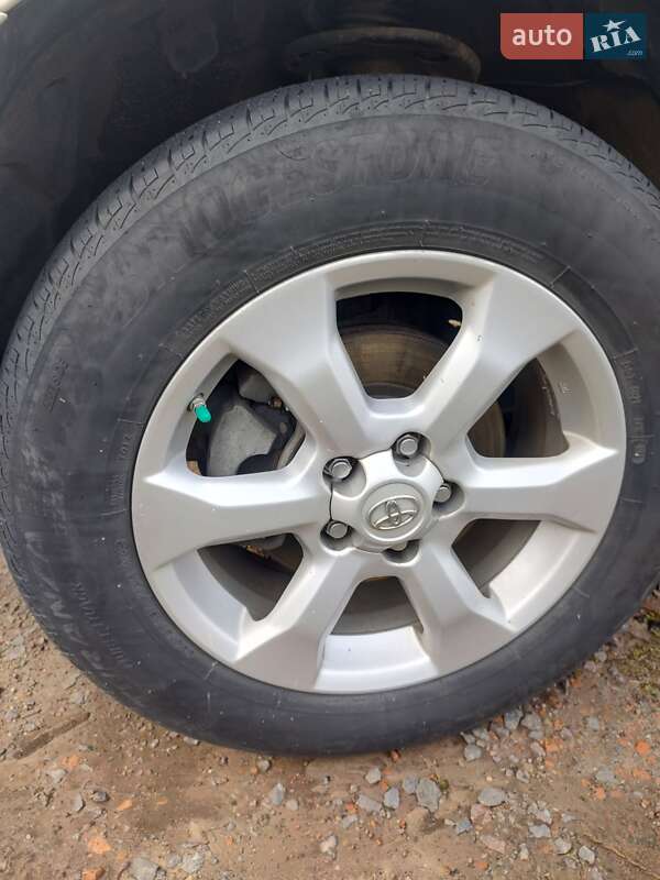 Позашляховик / Кросовер Toyota RAV4 EV 2012 в Ковелі