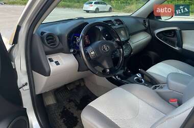 Внедорожник / Кроссовер Toyota RAV4 EV 2012 в 