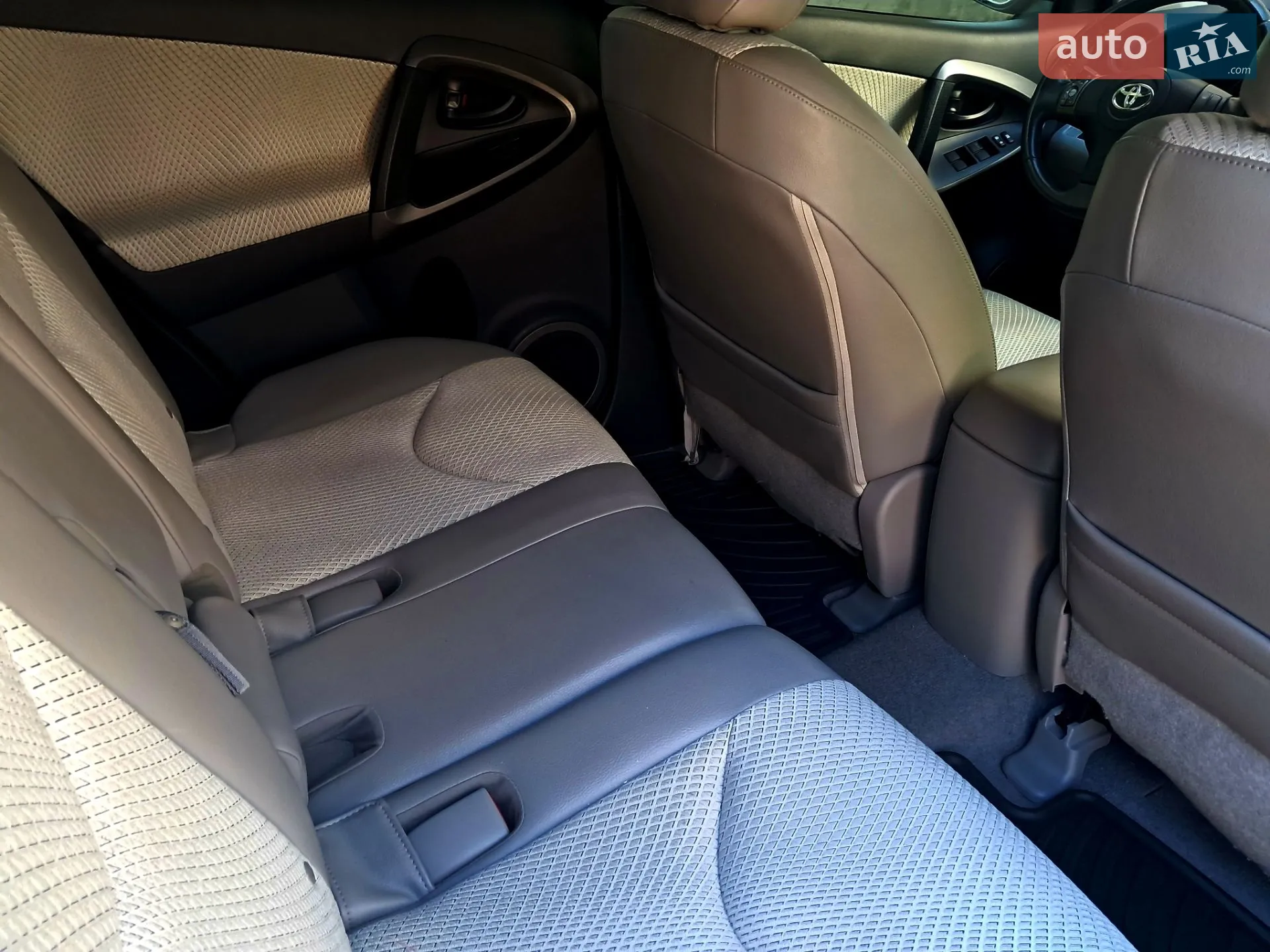 2012 Toyota RAV 4 - мініатюра 21