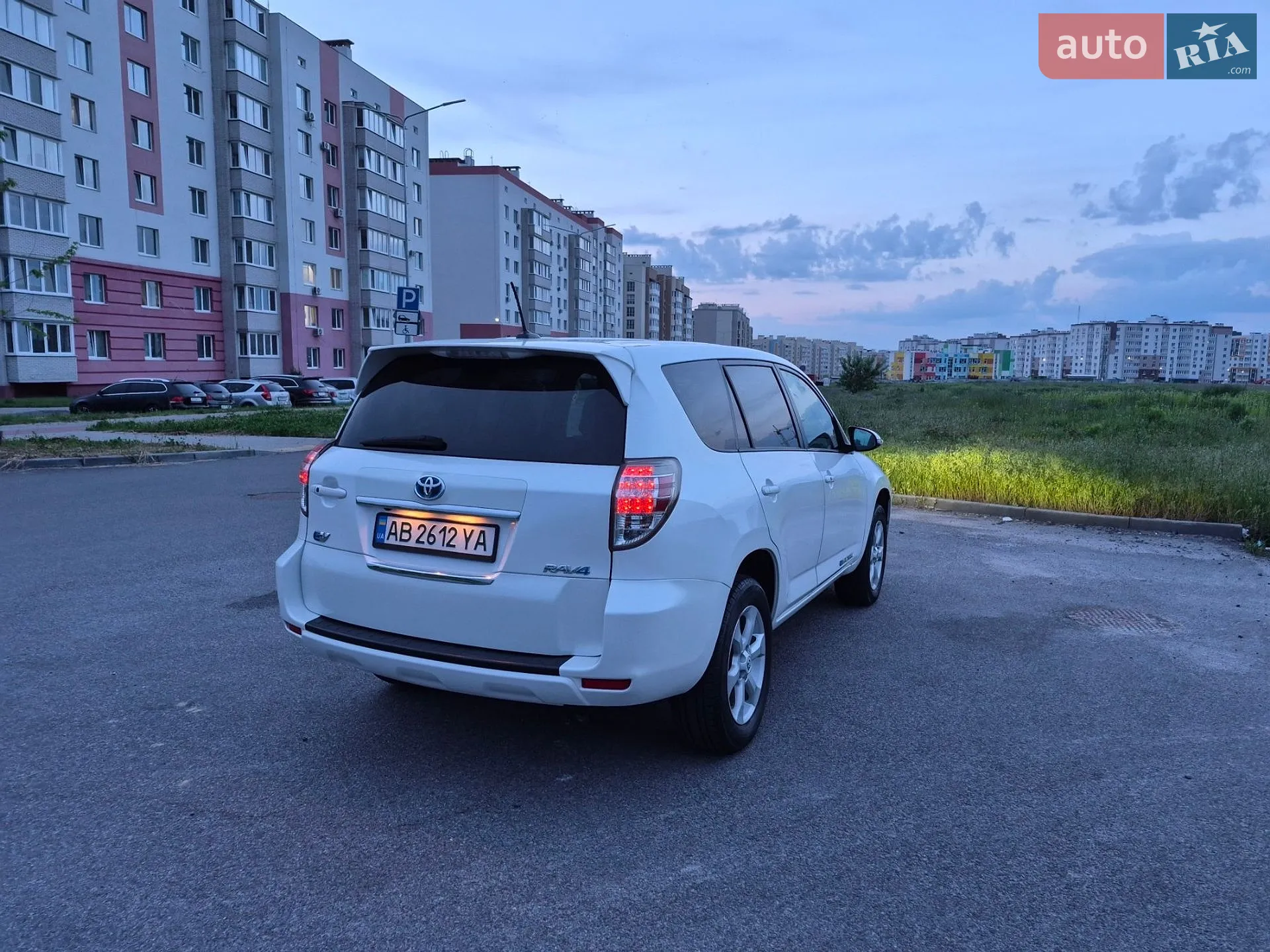 2014 Toyota RAV 4 - мініатюра 28