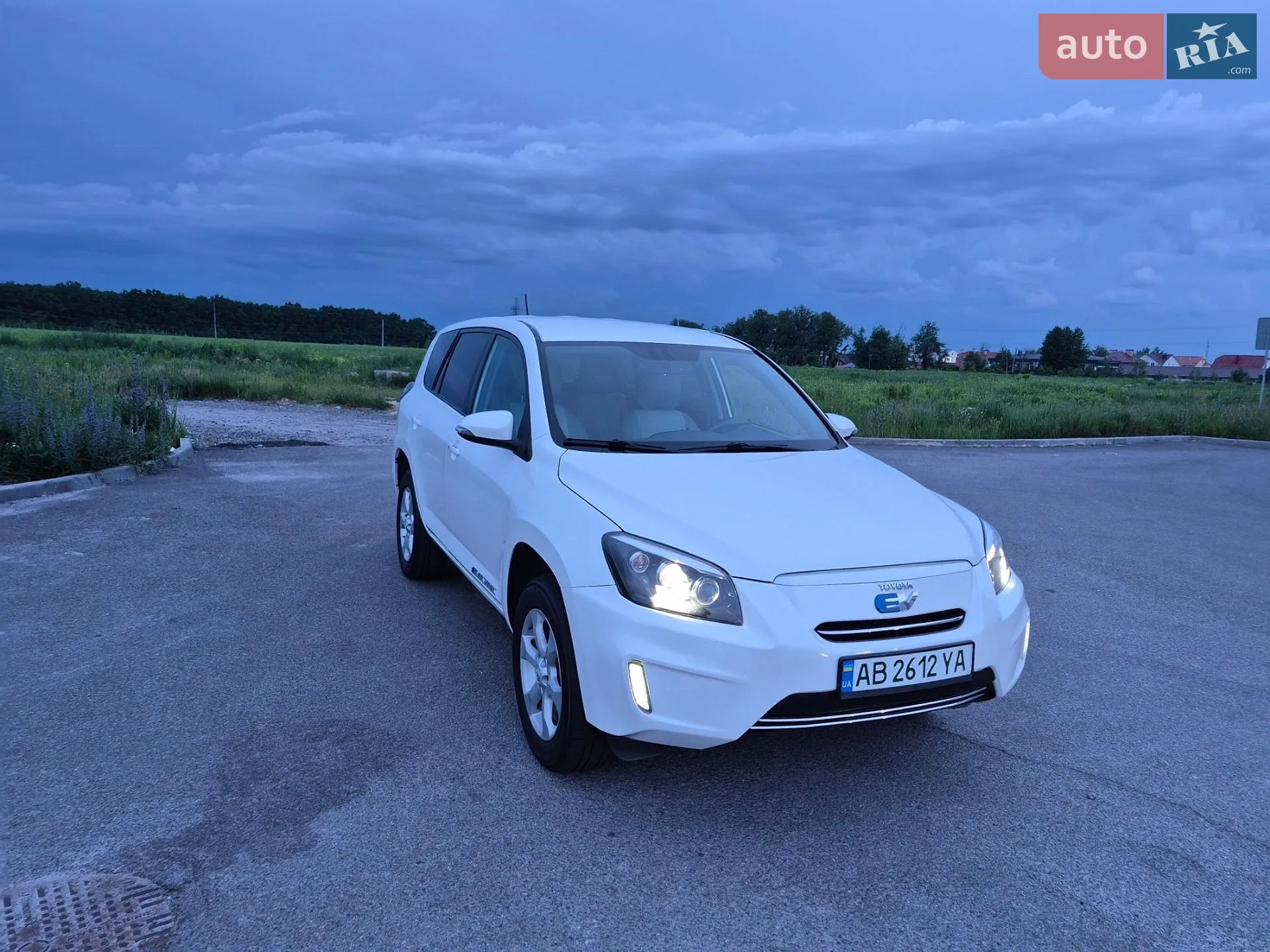 2014 Toyota RAV 4 - мініатюра 32