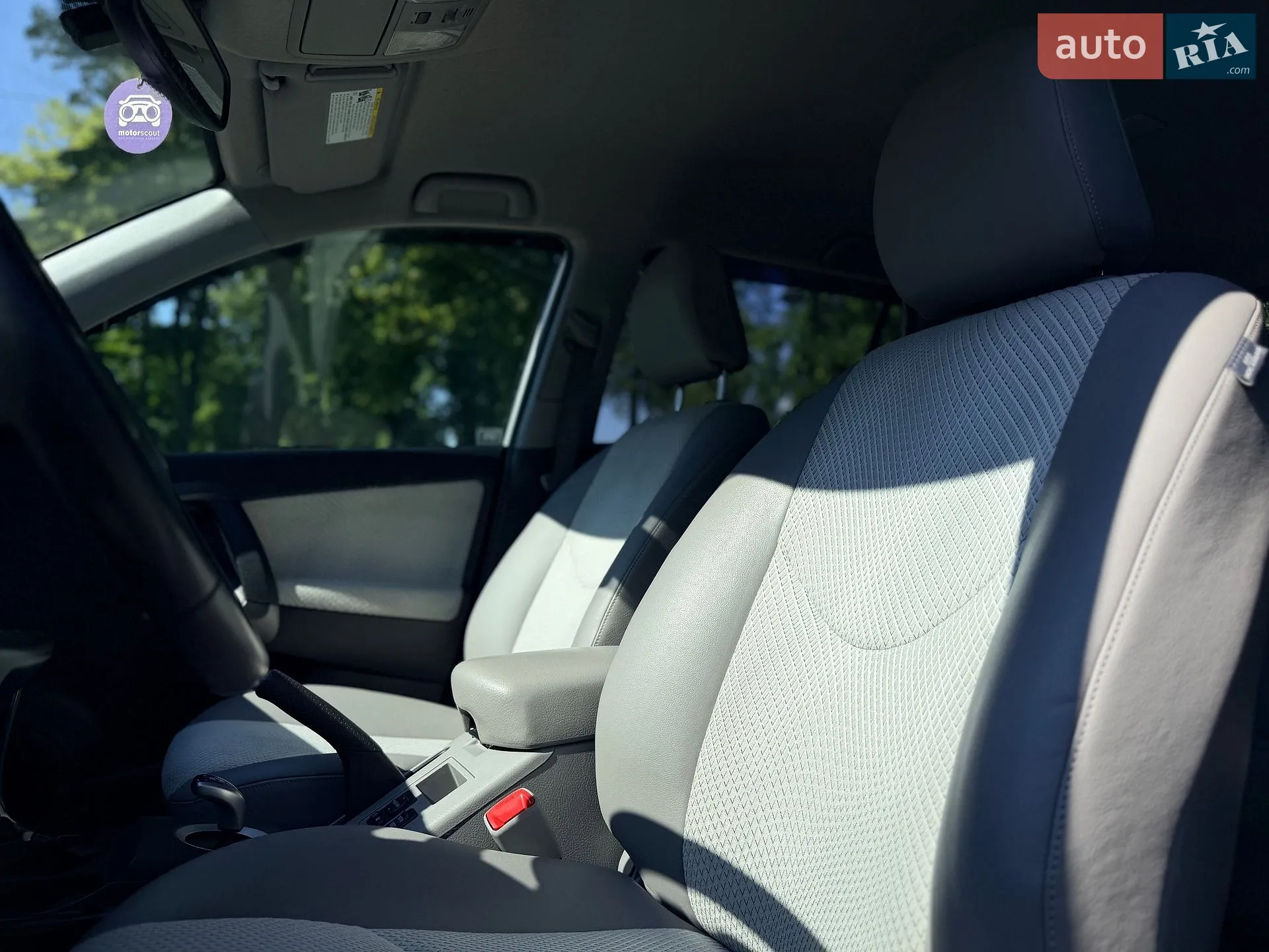 2014 Toyota RAV 4 - мініатюра 14