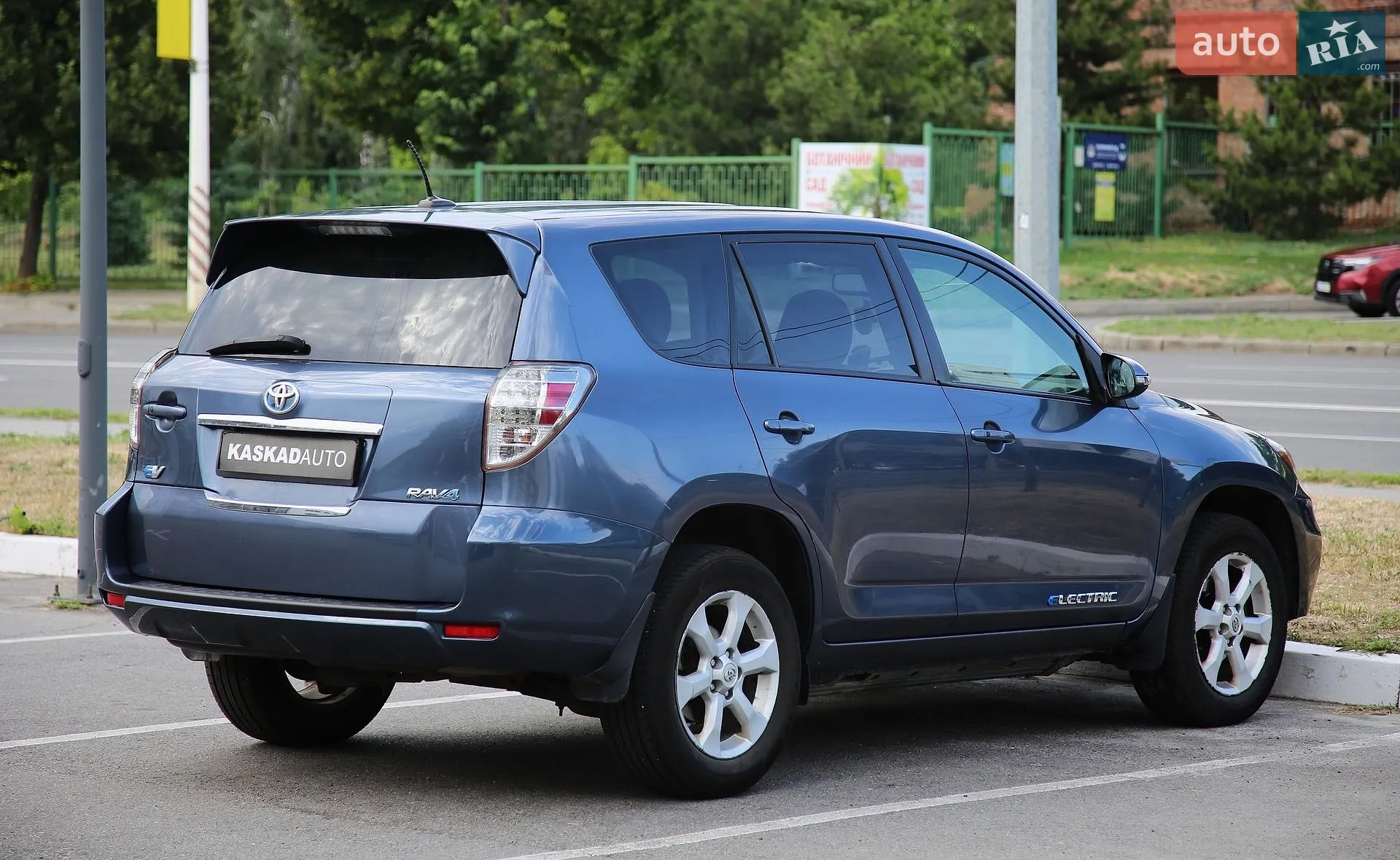 2013 Toyota RAV 4 - мініатюра 6