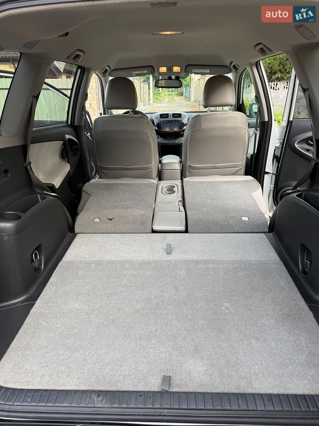 2014 Toyota RAV 4 - мініатюра 9