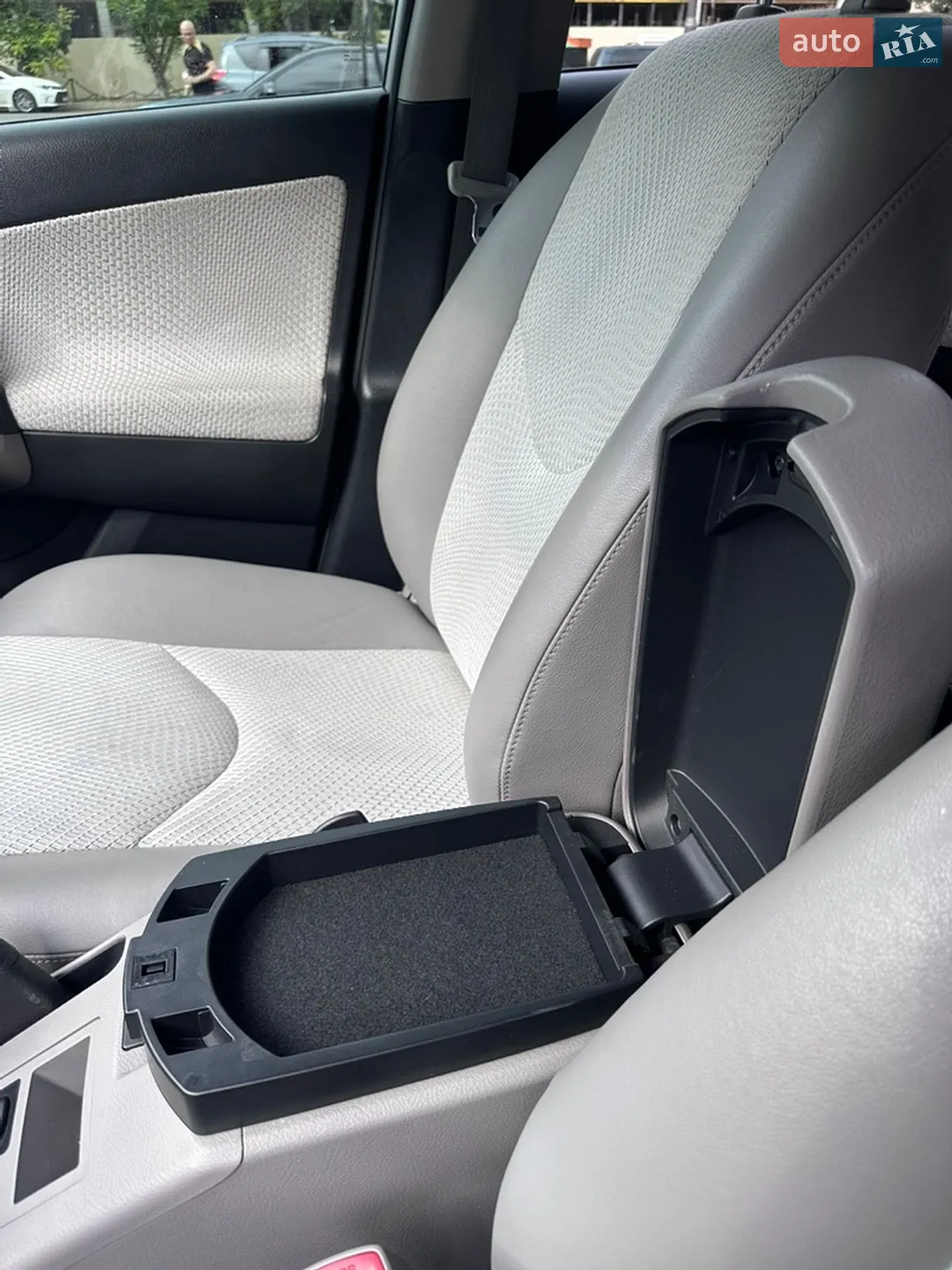 2014 Toyota RAV 4 - мініатюра 23
