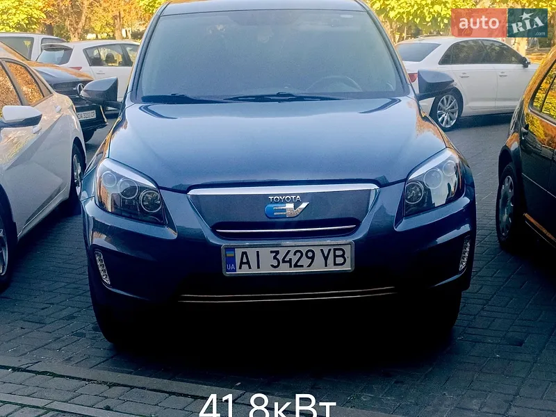 Toyota RAV4 EV 2014