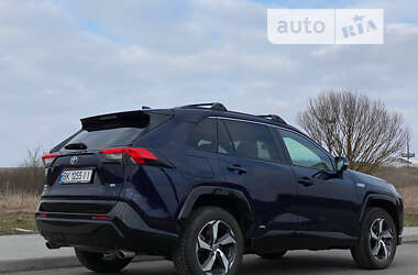 Внедорожник / Кроссовер Toyota RAV4 PHEV 2021 в Ровно