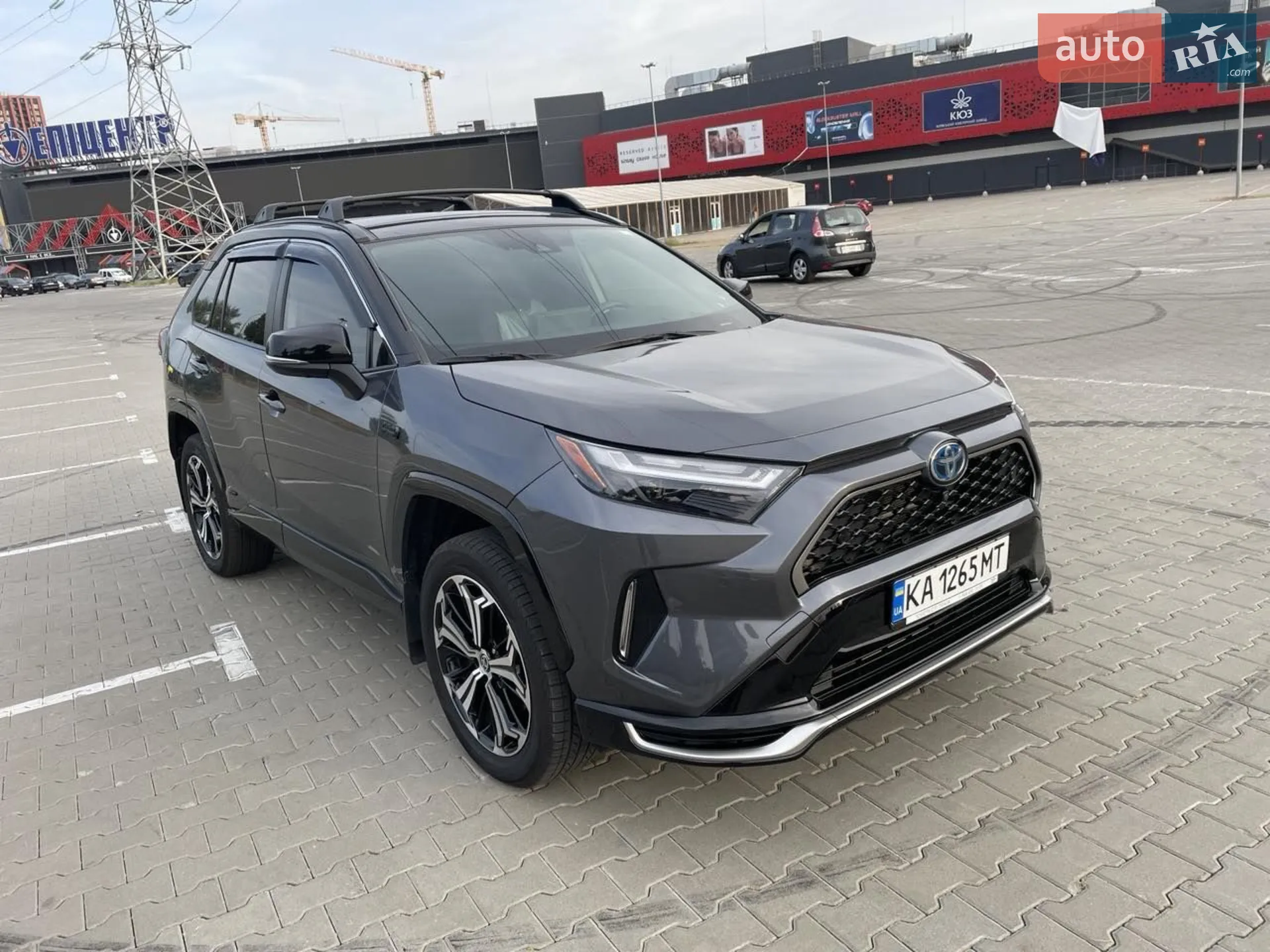 2022 Toyota RAV 4 - мініатюра 3