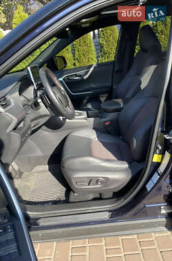 Внедорожник / Кроссовер Toyota RAV4 PHEV 2022 в 