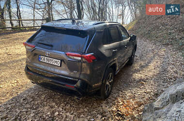 Внедорожник / Кроссовер Toyota RAV4 PHEV 2021 в 