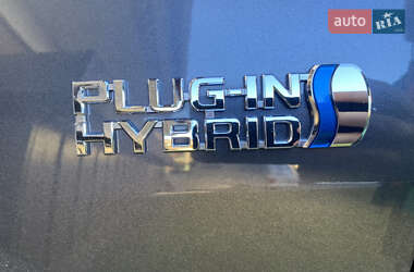 Внедорожник / Кроссовер Toyota RAV4 PHEV 2021 в 