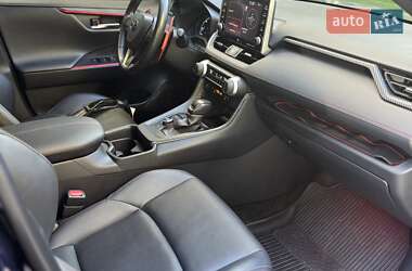 Внедорожник / Кроссовер Toyota RAV4 PHEV 2021 в 