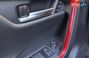 Внедорожник / Кроссовер Toyota RAV4 PHEV 2021 в 