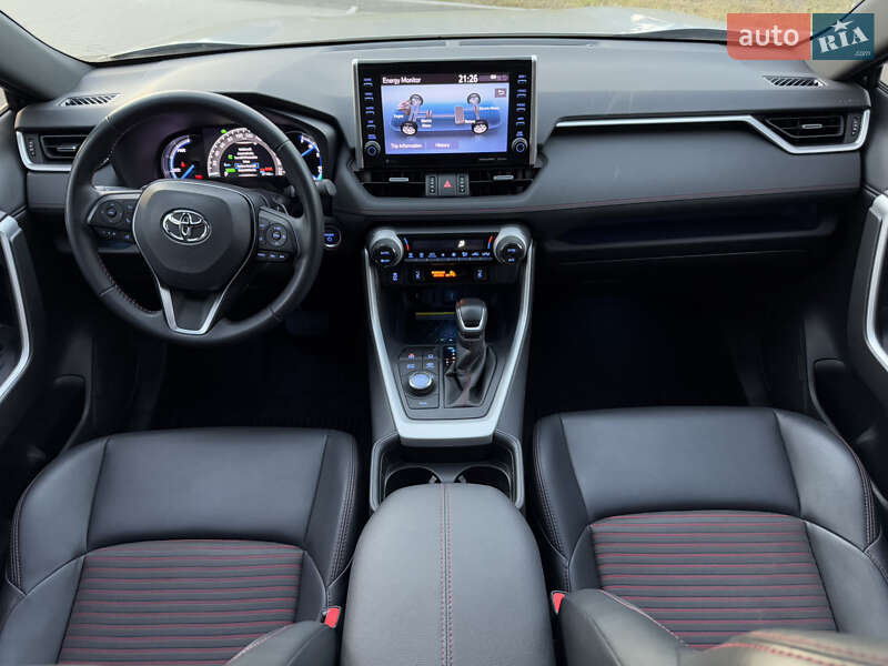 Внедорожник / Кроссовер Toyota RAV4 PHEV 2020 в Ровно
