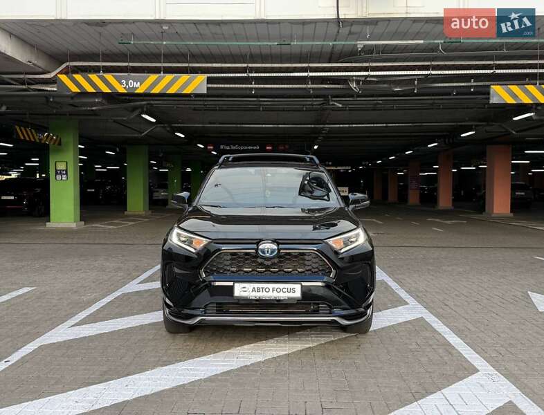 Позашляховик / Кросовер Toyota RAV4 PHEV 2021 в Києві