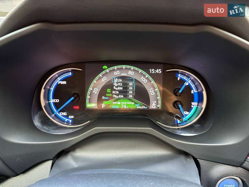 Позашляховик / Кросовер Toyota RAV4 PHEV 2021 в Києві