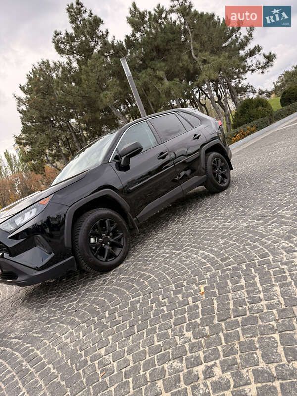 Внедорожник / Кроссовер Toyota RAV4 PHEV 2022 в Днепре фото 7 Внедорожник / Кроссовер Toyota RAV4 PHEV 2022 в Днепре