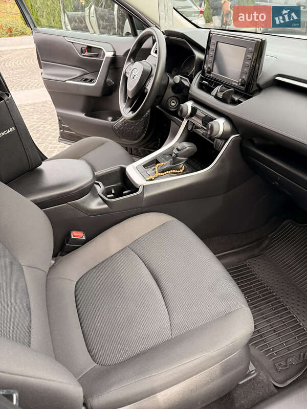 Внедорожник / Кроссовер Toyota RAV4 PHEV 2022 в Днепре фото 14 Внедорожник / Кроссовер Toyota RAV4 PHEV 2022 в Днепре