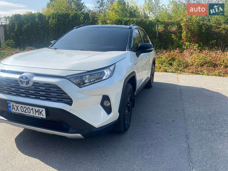 Внедорожник / Кроссовер Toyota RAV4 PHEV 2019 в Харькове фото 5 Внедорожник / Кроссовер Toyota RAV4 PHEV 2019 в Харькове