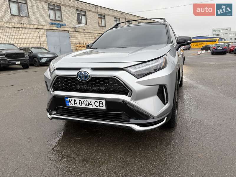 Позашляховик / Кросовер Toyota RAV4 PHEV 2024 в Києві